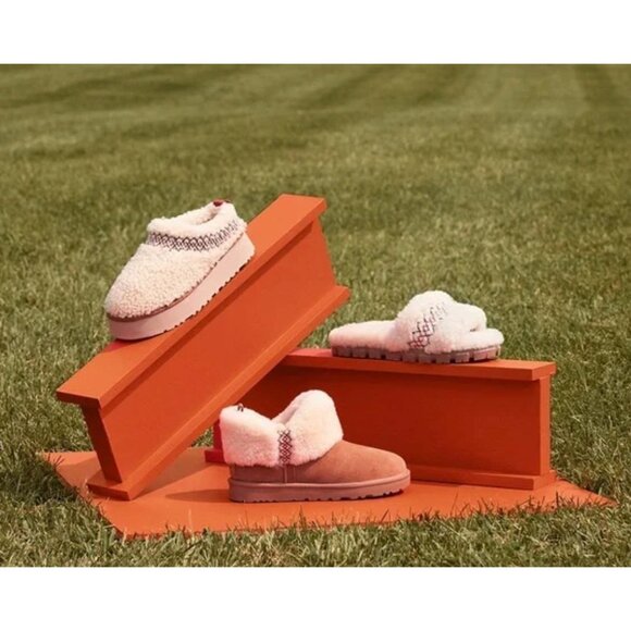 NEW UGG Women's Cozetta Braid Shearling Slide Sandals Cream W US 9 EU 40 [jb] - Picture 2 of 16